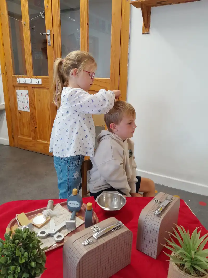 Dragonfly - Hairdressers